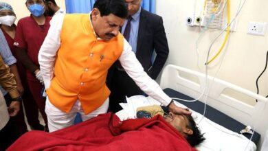 MP NEWS: मुख्यमंत्री डॉ मोहन यादव ने हमीदिया अस्पताल पहुंचकर हरदा हादसे में घायल नागरिकों का हाल-चाल पूछा