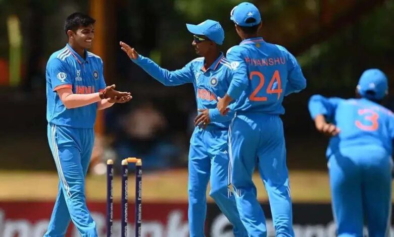 Sports News: दक्षिण अफ्रीका को हराकर लगातार दूसरी बार फाइनलमें भारत