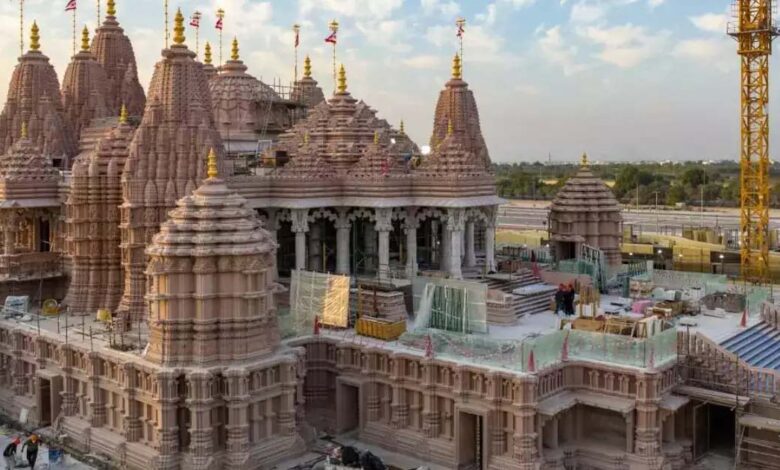 International News : यूएई में बने भव्य हिंदू मंदिर का उद्घाटन करेंगे पीएम मोदी