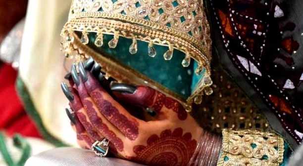 पाकिस्तान:  शादी की उम्र 18 साल करने के लिए सरकार के सामने रखा प्रस्ताव