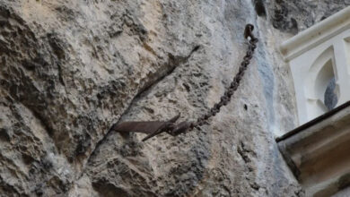 1,300 साल पुरानी तलवार फ्रांस से हुई गायब