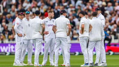 ENG vs WI:  गेंदबाजों के शानदार प्रदर्शन से इंग्‍लैंड की स्थिति मजबूत