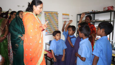 मंत्री लक्ष्मी राजवाड़े ने शासकीय प्राथमिक शाला भींजपुर पहुंचकर किया अवलोकन