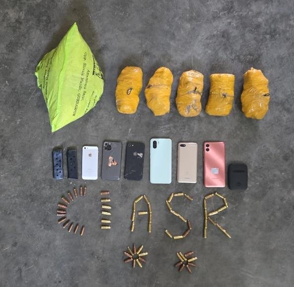 सीमा पार से तस्करी रैकेट का पर्दाफाश, छह किलो हेरोइन व गोली सिक्का बरामद