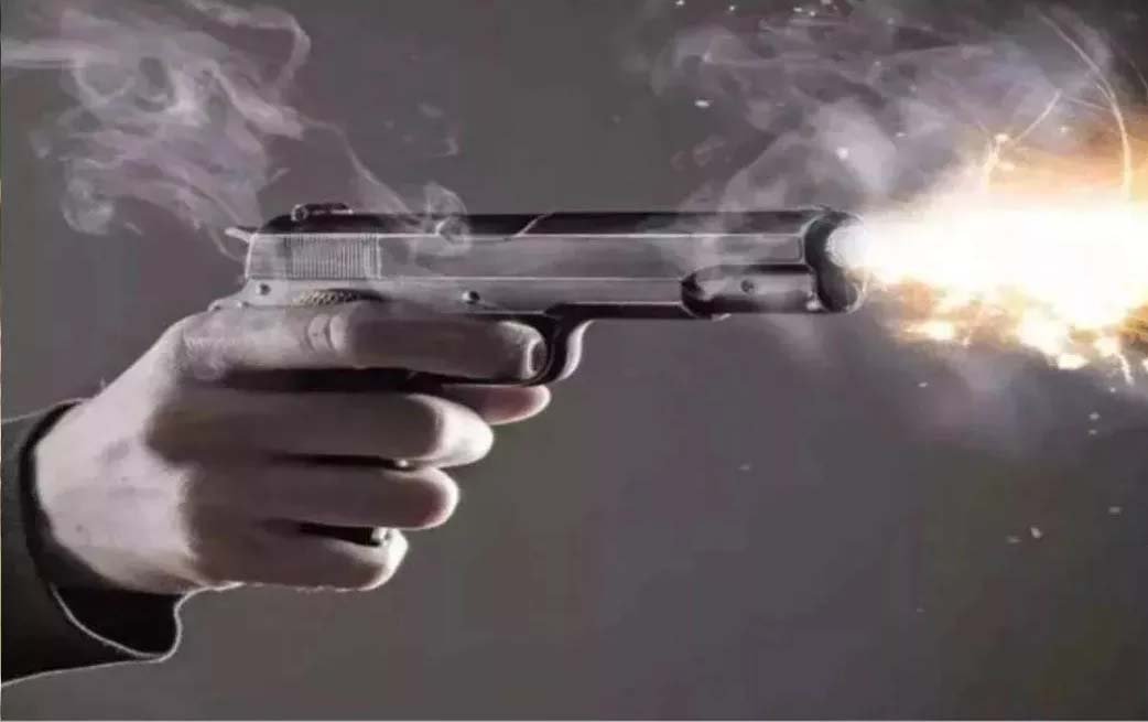 चिट्टा बेचने वालों और पुलिस के बीच मुठभेड़,दो गिरफ्तार,एक पिस्टल बरामद